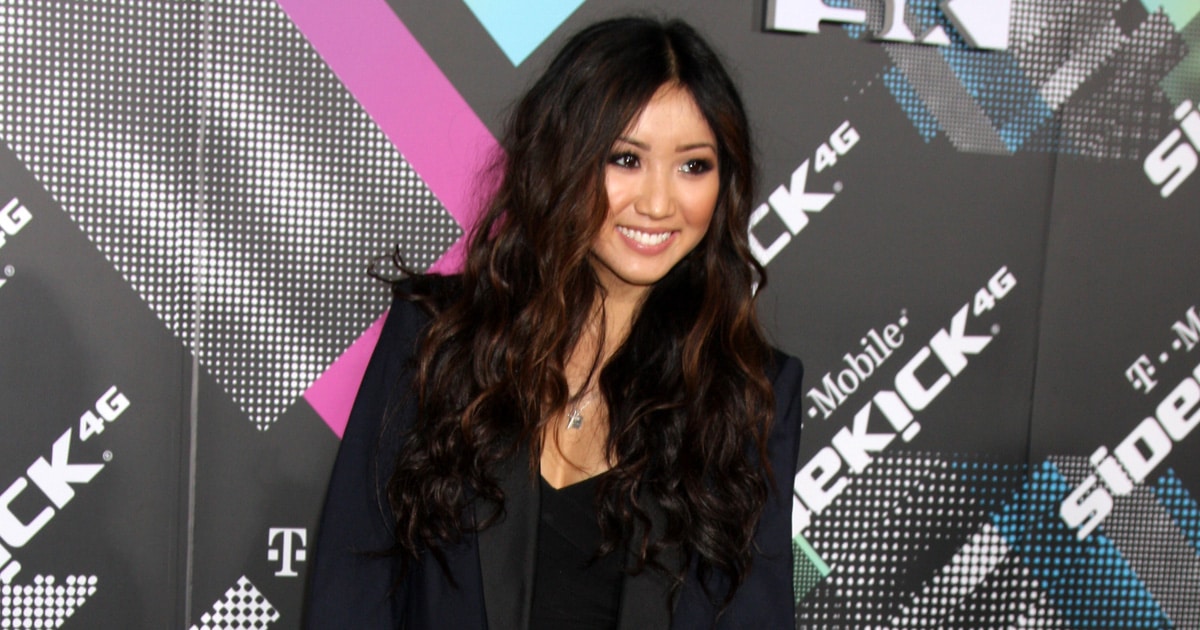 actress brenda song arrives at the launch of the new t-mobile sidekick 4g in 2011