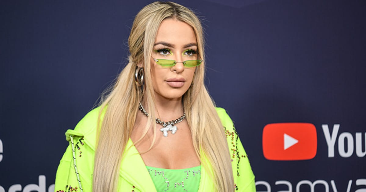 internet personality tana mongeau at the 9th annual streamy awards in 2019