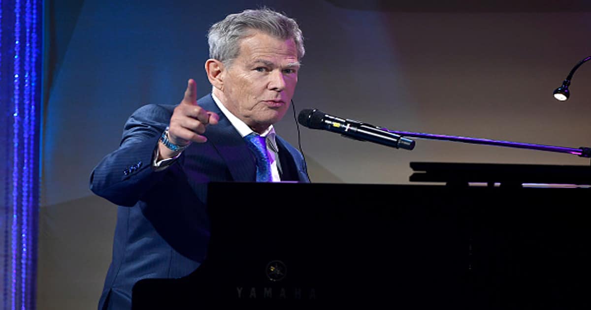 david foster receives a special tribute award in 2019