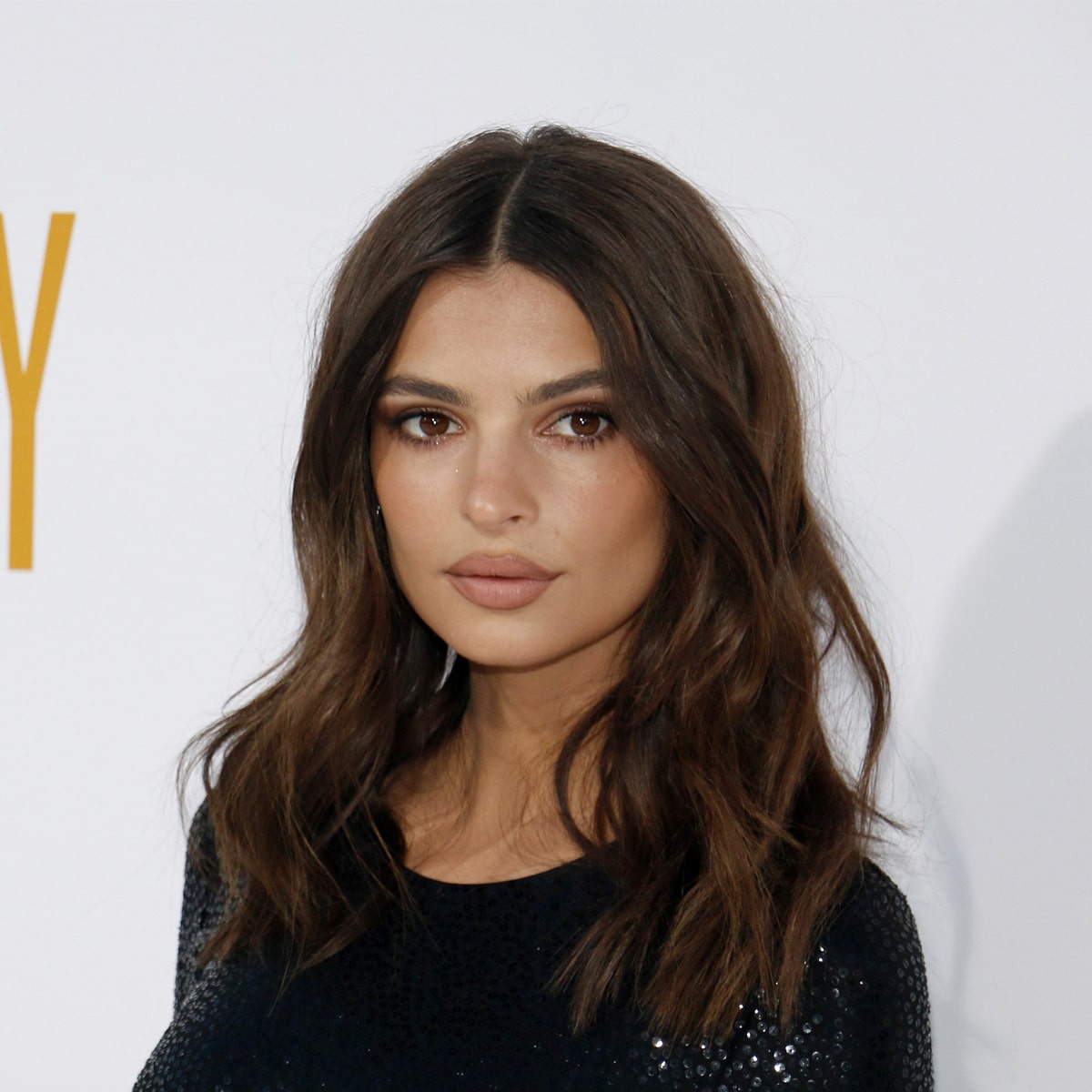 model emily ratajkowski at the premiere of i feel pretty in 2018