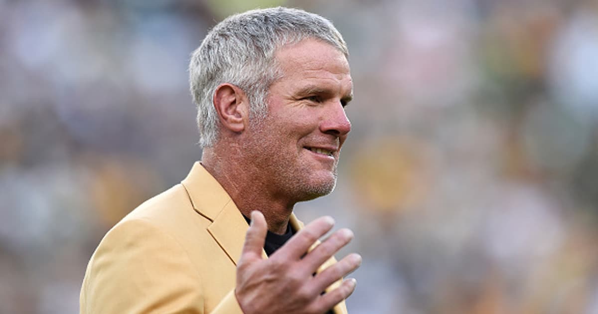 richest nfl players Brett Farve is inducted into the Ring of Honor 