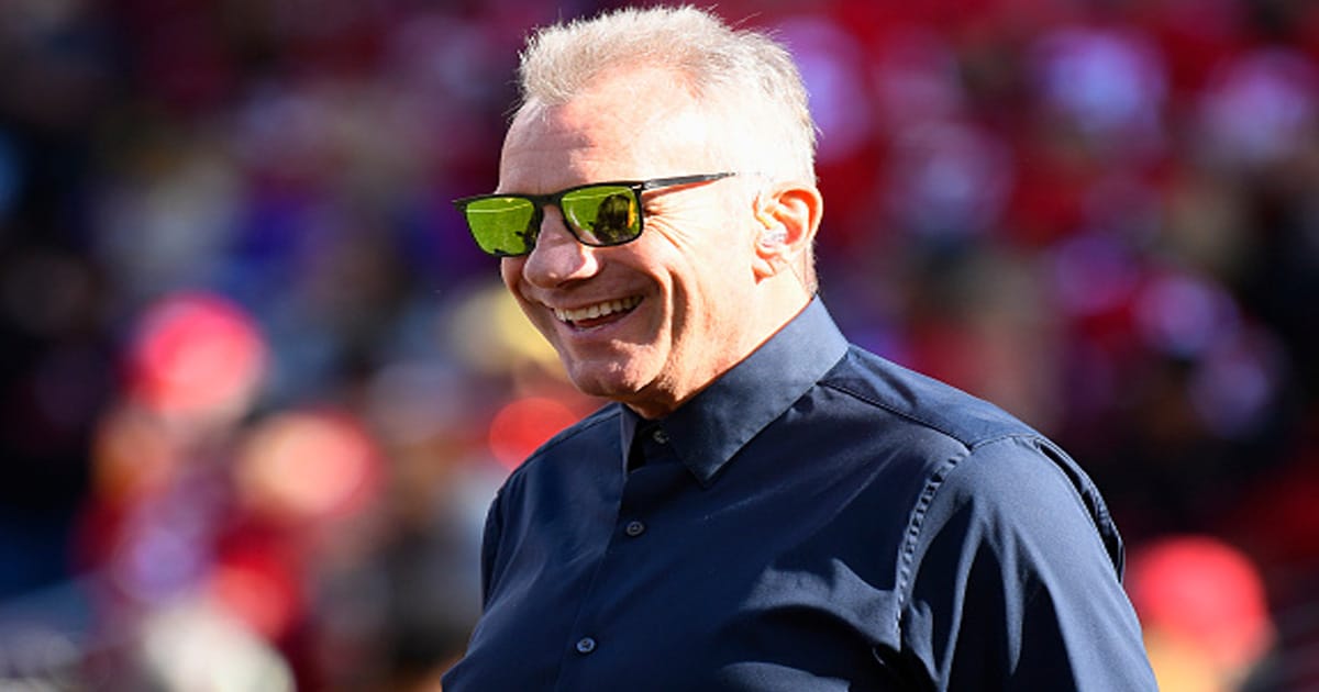 richest nfl players Joe Montana looks on during the NFC Divisional Playoff game 