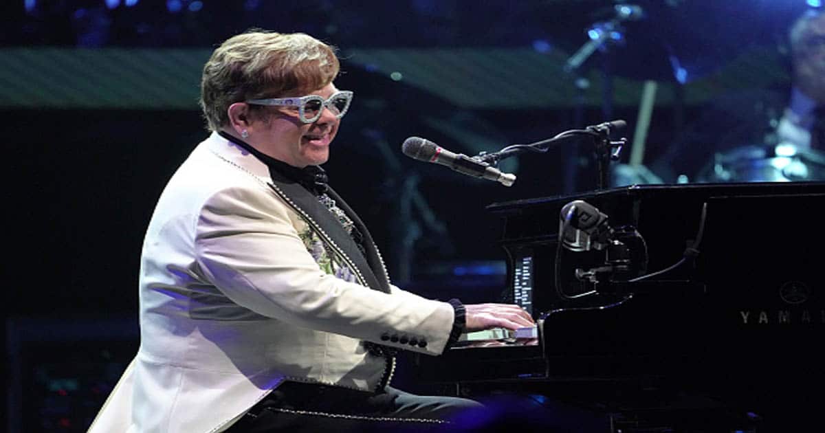 richest rockstars Elton John performs onstage during his "Farewell Yellow Brick Road" tour