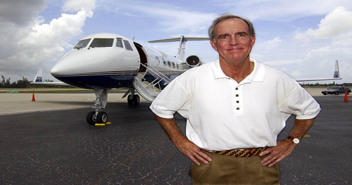 Richard Scruggs poses for a photographer during a stopover in Miami, Florida