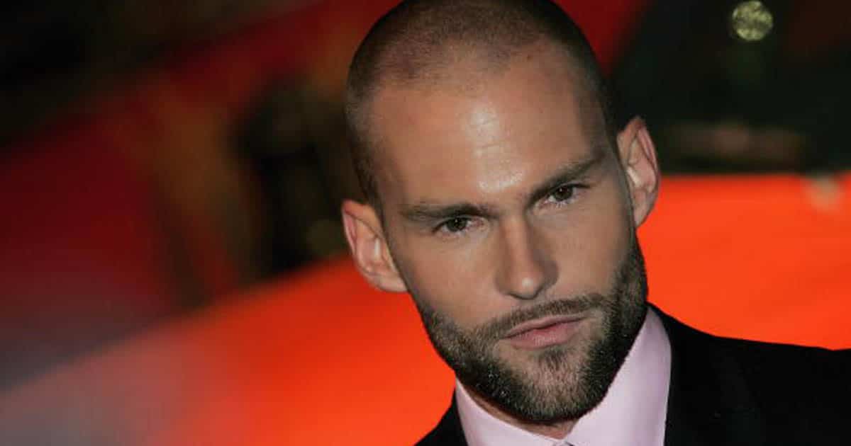 Seann William Scott arrives at the UK Premiere of new film "The Dukes Of Hazzard"