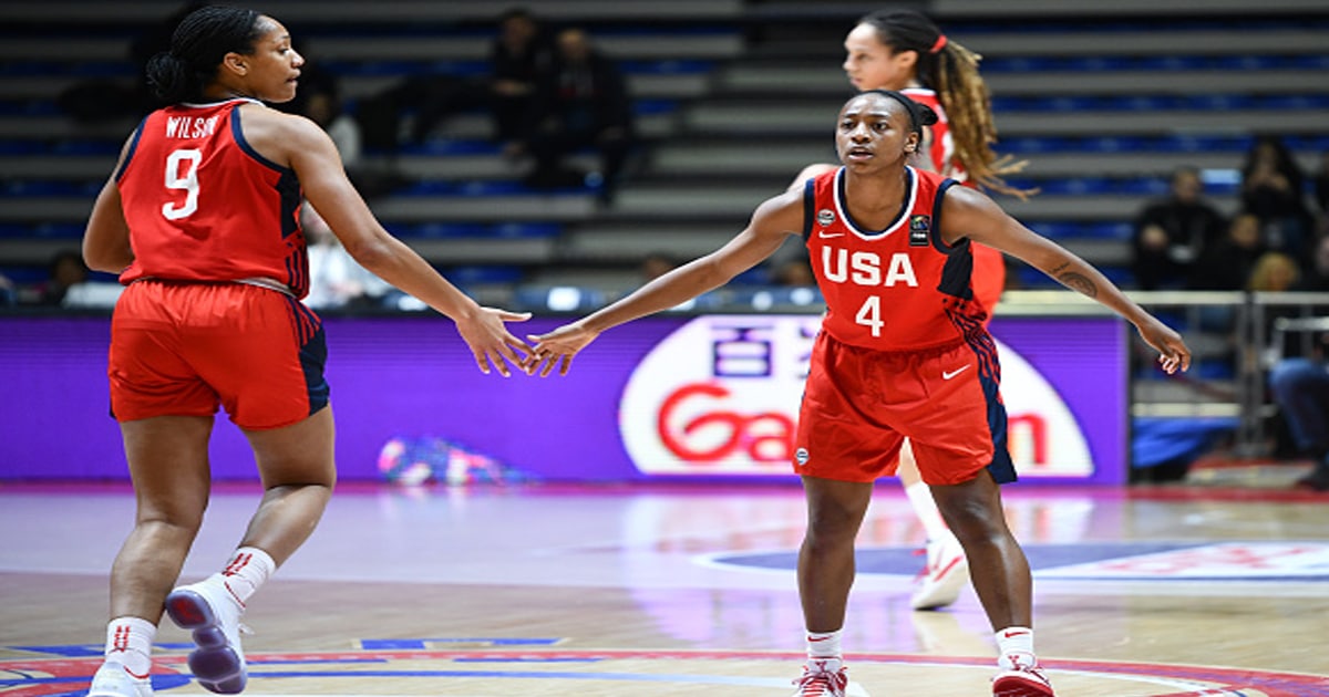 Jewell Loyd (R) of USA during the FIBA Women's Olympic Qualifying Tournament 2020 Group A match