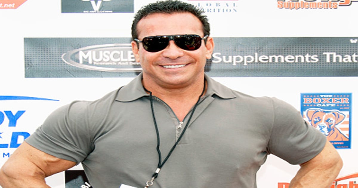 Rich Gaspari arrives at the Muscle Beach International Classic & Armed Forces Championship