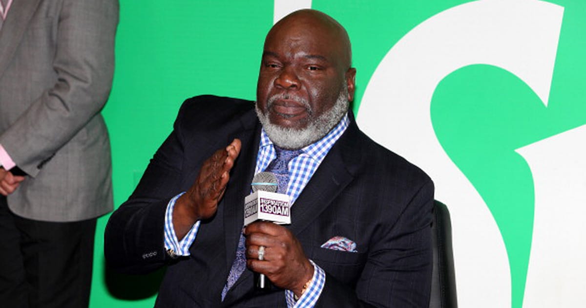 richest pastors Bishop T.D. Jakes speaks to radio listeners in the Inspiration 1390AM "Sprite Lounge"