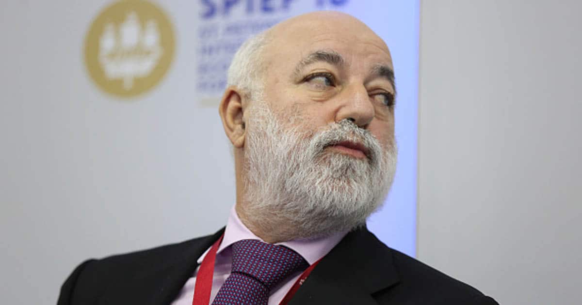 richest oil tycoons Viktor vekselberg pauses during a panel debate at the St. Petersburg International Economic Forum (SPIEF)