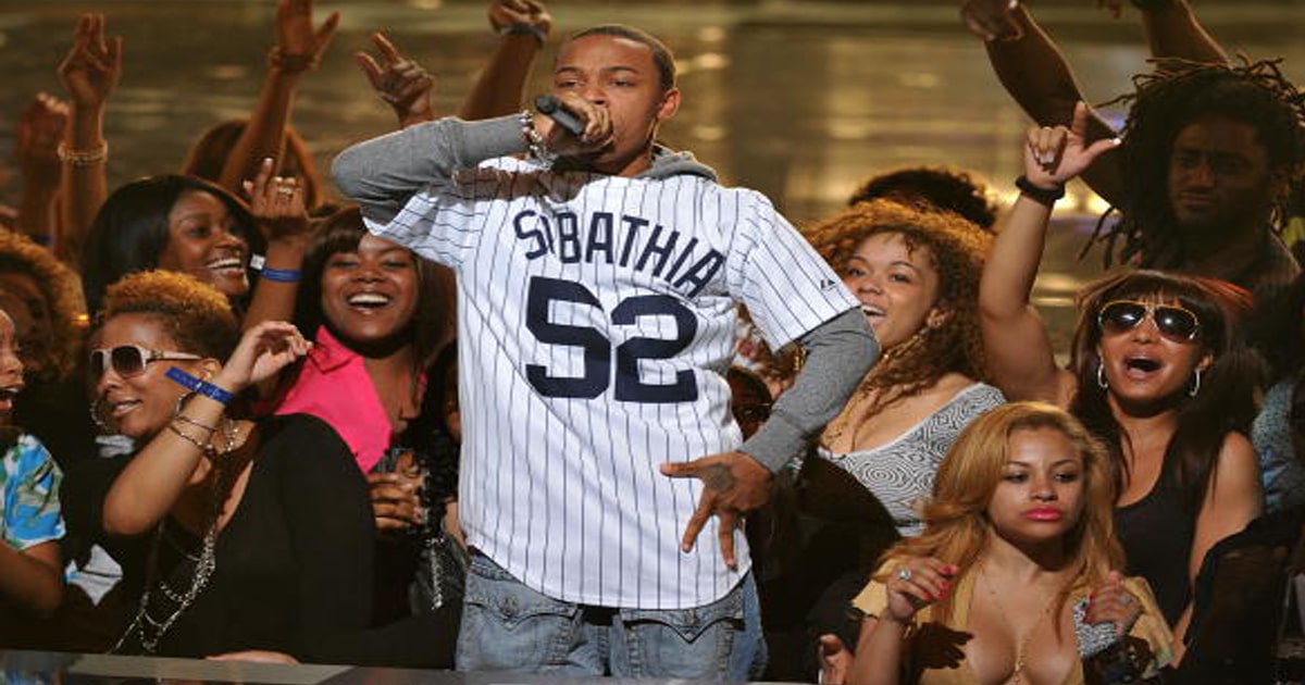 Bow Wow net worth performs onstage at the 2010 Vh1 Hip Hop Honors 