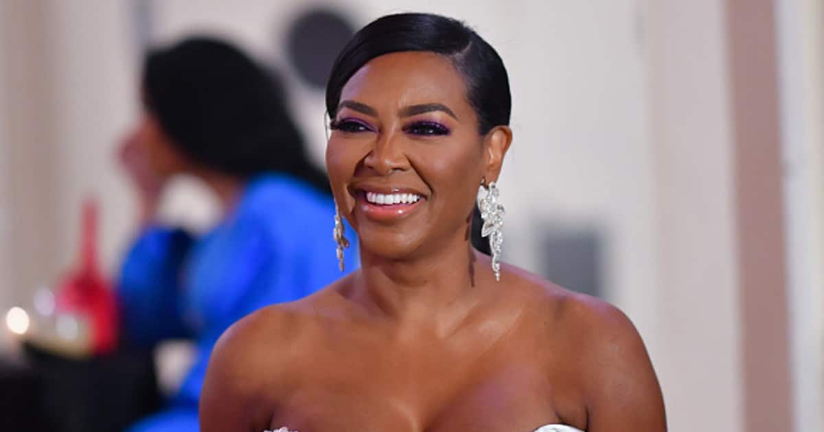 Kenya Moore Net Worth, Age, Miss USA, and Instagram