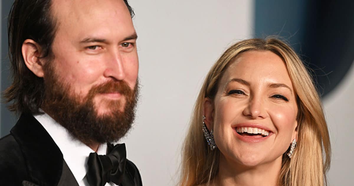 Danny Fujikawa and Kate Hudson attend the 2022 Vanity Fair Oscar Party hosted by Radhika Jones