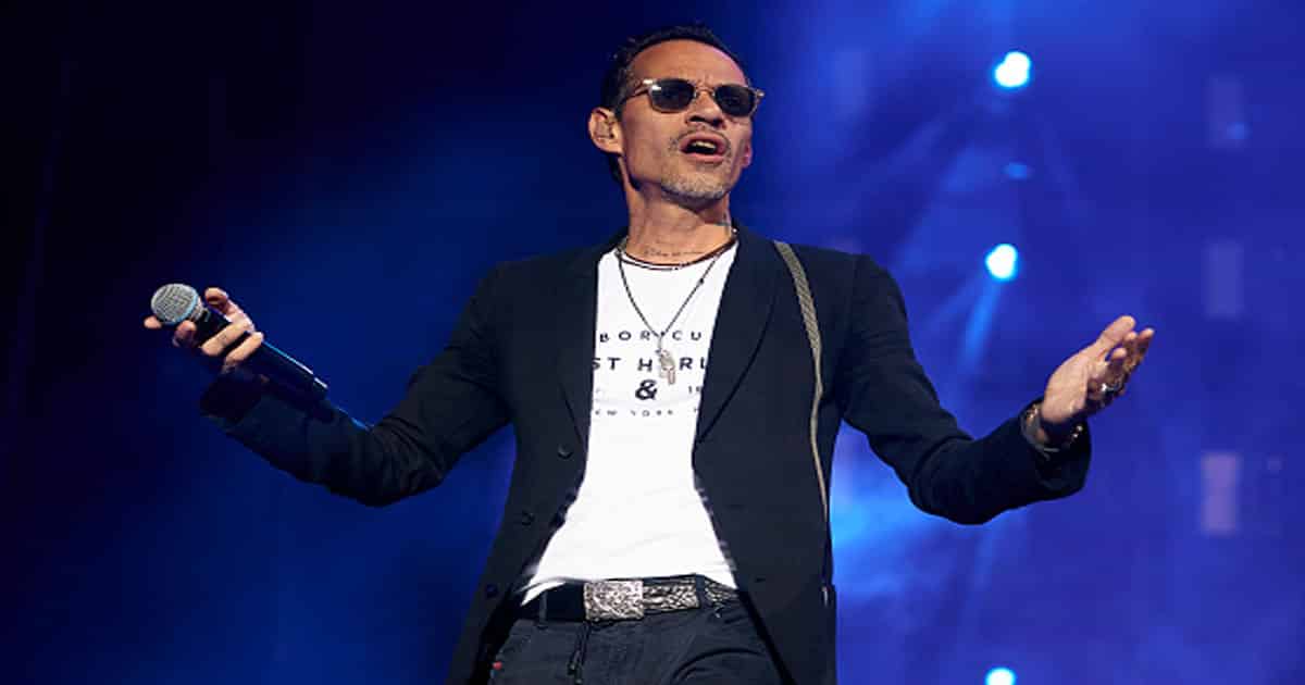 Marc Anthony performs in concert during his "Pa'lla voy Tour" at Marina Sur