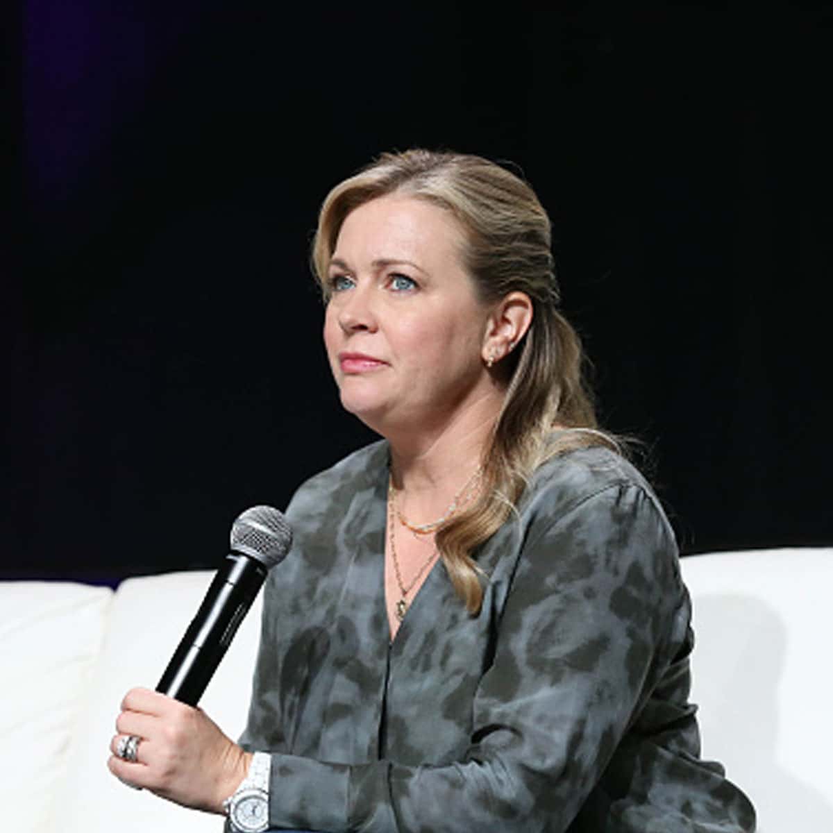 Melissa Joan Hart participates in panel during the 2022 Awesome Con at Walter E. Washington Convention Center
