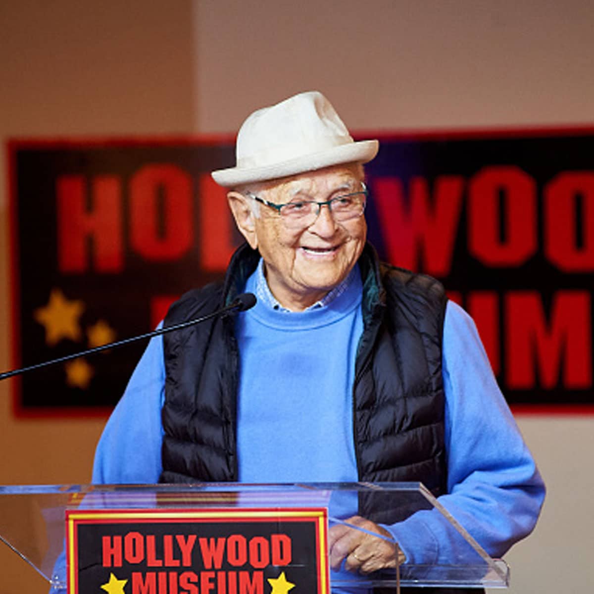 Norman Lear introduces Geri Jewell and "The Mitch O'Farrell Leadership Award"