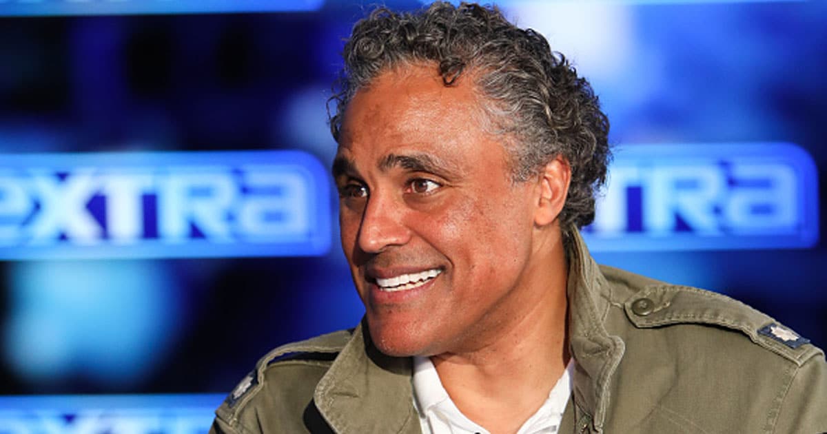 Rick Fox visits "Extra" at Burbank Studios on November 12, 2019